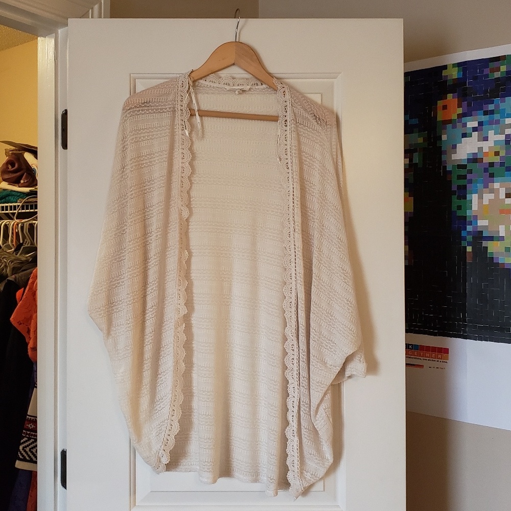 Lace shrug